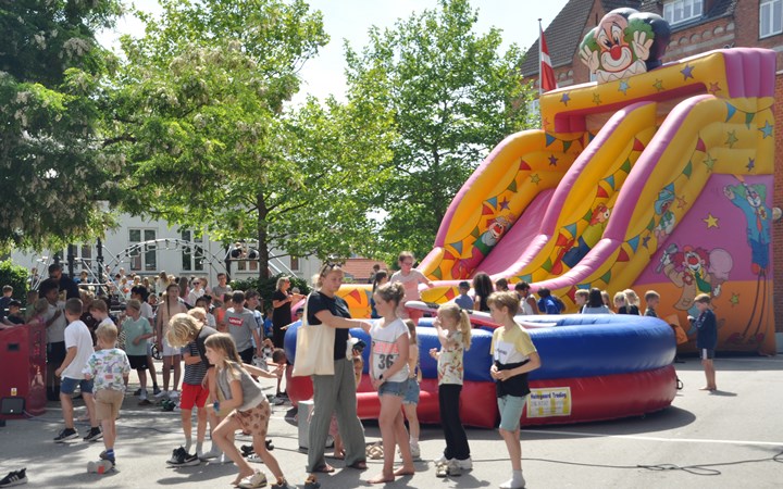 Sommerfest på Dyhrs Skole