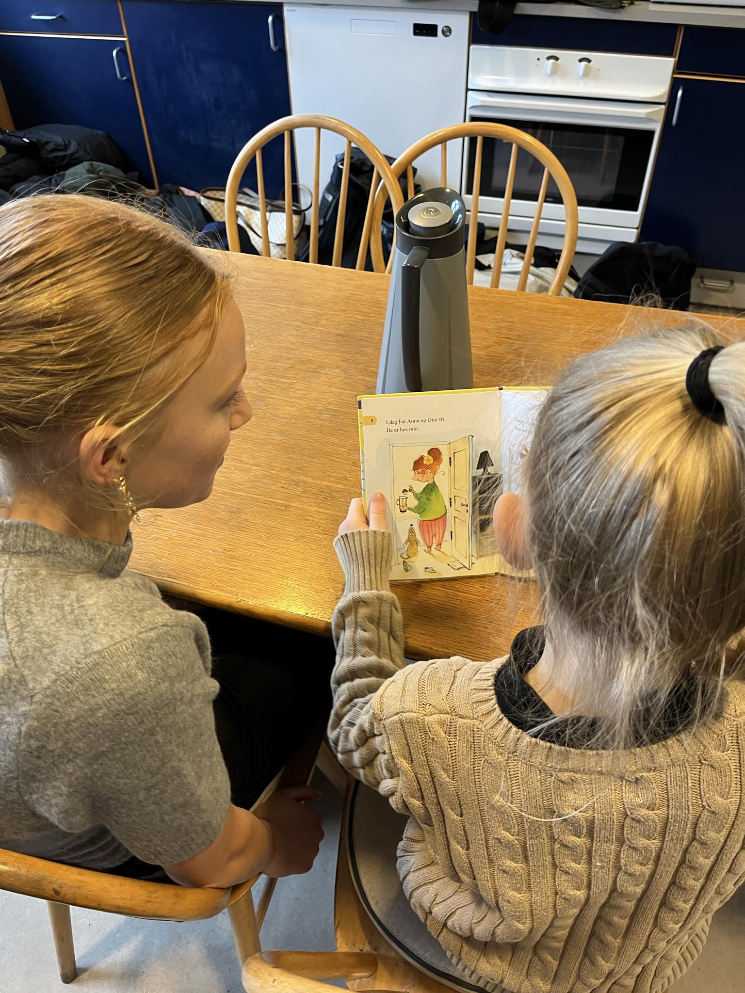 Fælleslæsning i 0.a og 8.a